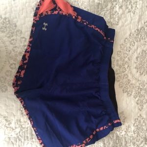 Under Armour running short